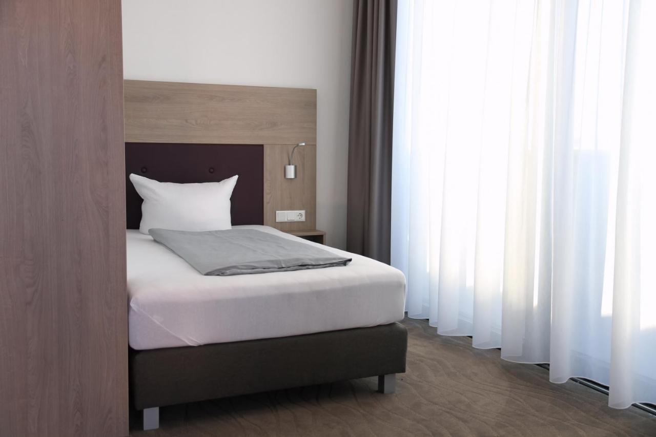 Gaimersheim Hotel New In מראה חיצוני תמונה